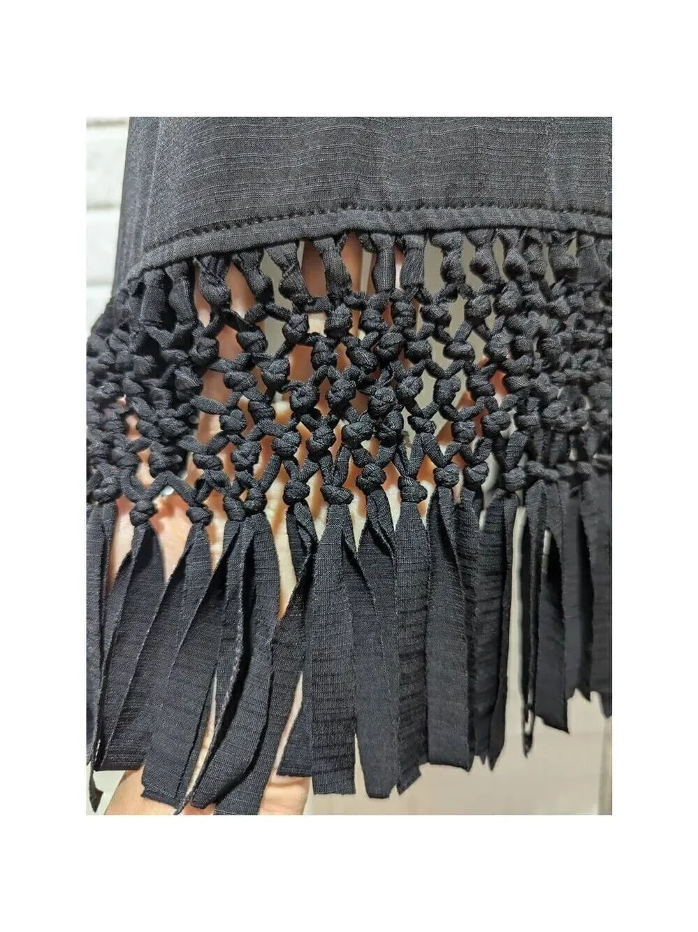 Dotti Women's Black Crew Neck Fringe Bottom Bat Sleeve Tunic Blouse Size Small
